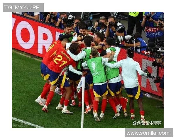 足球场上散步的球星们精彩瞬间回顾与动人瞬间展示